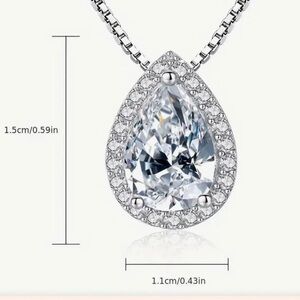Elegant Silver Teardrop Moissanite Diamond Necklace